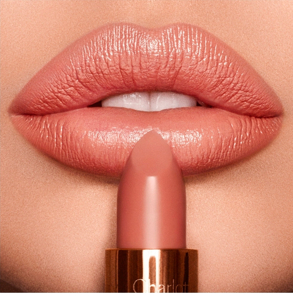Charlotte Tilbury K.I.S.S.I.N.G Lipstick - Bitch Perfect3.5GM